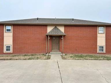 Main picture of 903 Windwood Dr