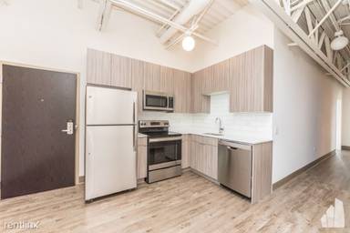 Main picture of 820 Michigan Apartments