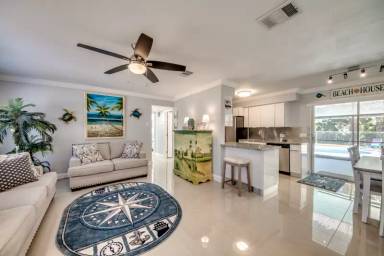 Main picture of 5251 Tower Dr