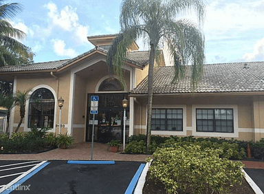 Main picture of 9475 Palm Cir N