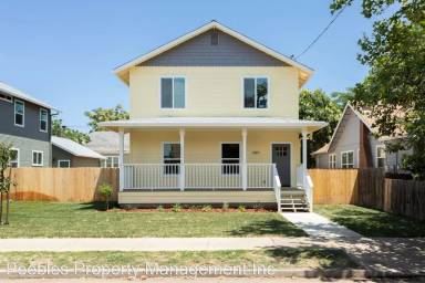 Main picture of 2127 Hewitt Ave