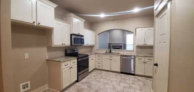 Main picture of 19602 Ruggles Ct W