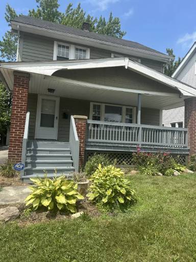 Main picture of 13401 S Parkway Dr