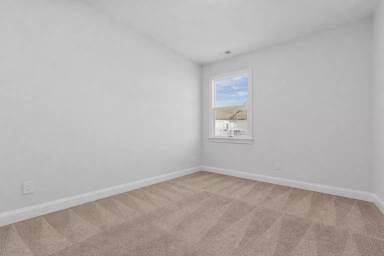 Main picture of 533 Bistre Dr