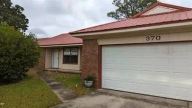 Main picture of 370 Brian Cir