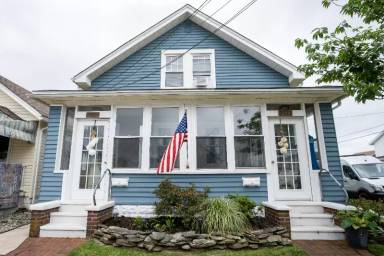 Main picture of 5500 Calvert Ave