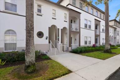 Main picture of 4435 SW 160th Ave