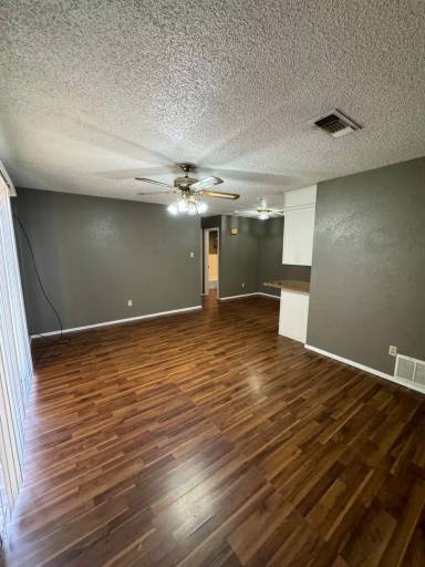 Main picture of 7801 Avenue X