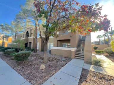Main picture of 8070 Russell Rd Apartments