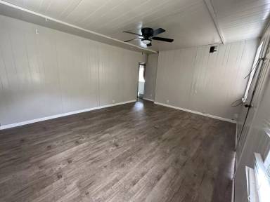 Main picture of 812 W 5th St