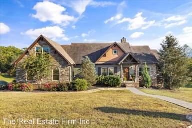 Main picture of 1307 Woodland Trce