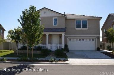Main picture of 27237 Crofton Pl