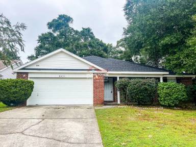 Main picture of 8651 Ramble Woods Dr