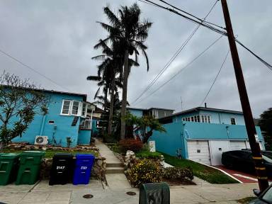 Main picture of 2149 Brant St