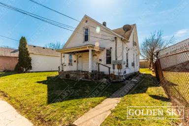Main picture of 507 W 8th St