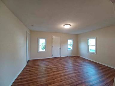 Main picture of 721 N Greenview Ave