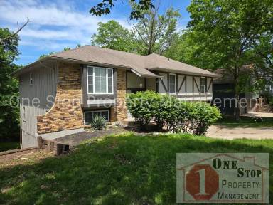 Main picture of 3032 NE 73rd Ter