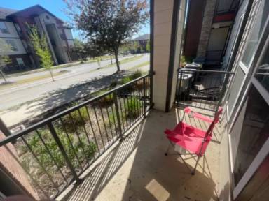 Main picture of 758 W Wynstone Dr