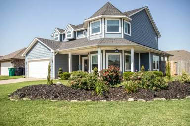 Main picture of 14501 Briarcliff Dr