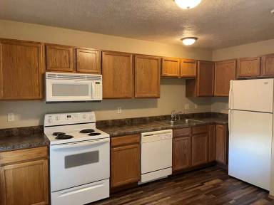 Main picture of 140 S Shebal Ave