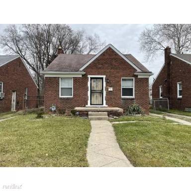 Main picture of 18282 Rutherford St