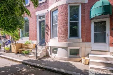 Main picture of 2740 E Baltimore St