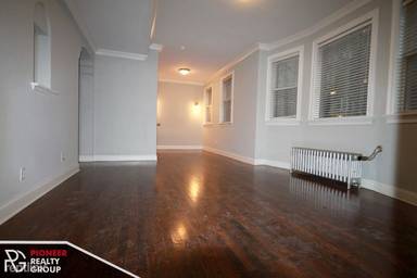 Main picture of 4836 N Paulina St