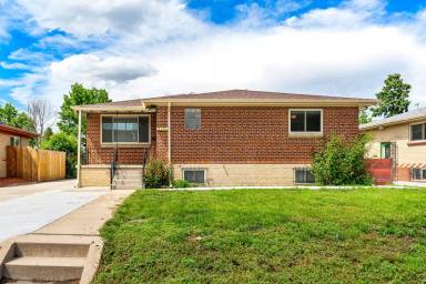 Main picture of 3191 W Bails Pl