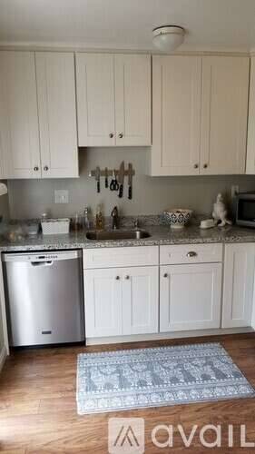 Main picture of 190 Rose Ct