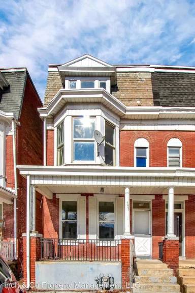 Main picture of 155 W Maple St