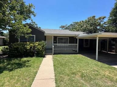 Main picture of 3117 26th St