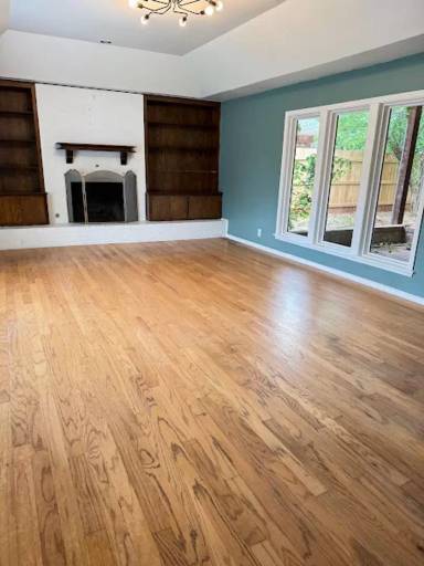 Main picture of 512 Harding Pl