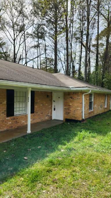 Main picture of 802 Wilson Cir SW
