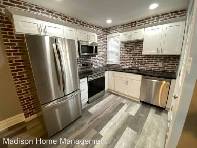 Main picture of 733 Walnut St