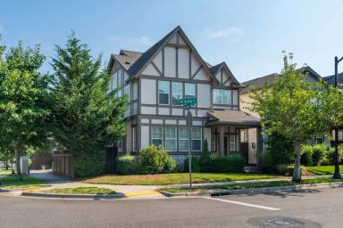 Main picture of 14787 NW Orchid St