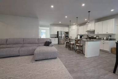 Main picture of 425 Patriots Walke Dr