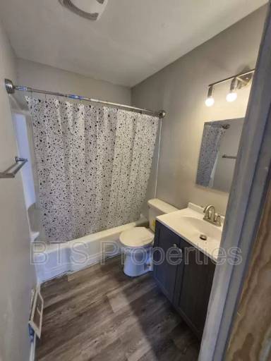 Main picture of 119 Vanburen Ct