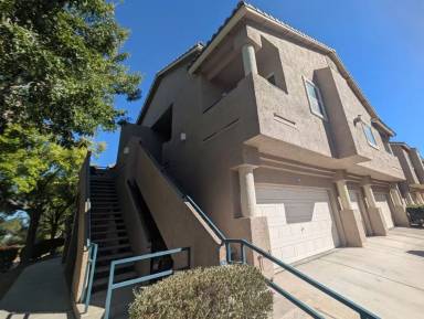 Main picture of 2000 Jasper Bluff St