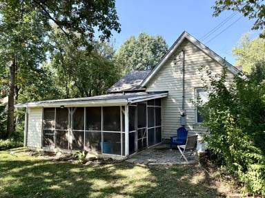 Main picture of 341 S Jackson St