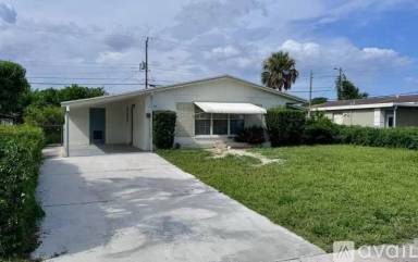 Main picture of 1220 W 1st St