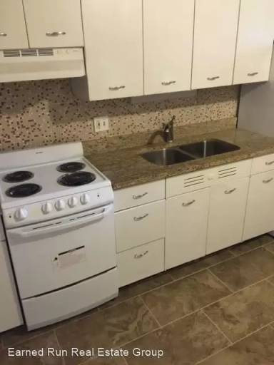 Main picture of 1801 S 15th Ave