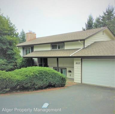 Main picture of 18237 10th Ave NE