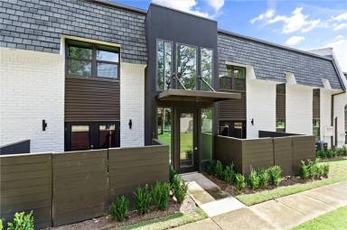 Main picture of Springhill Oaks Condominiums