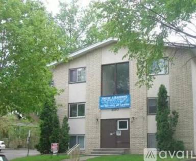 Main picture of 330 8th St SE