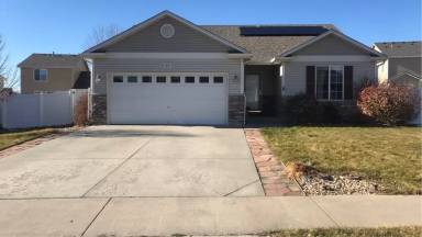 Main picture of 3227 Borrossa St