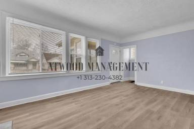 Main picture of 13620 Tuller St