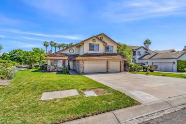 Main picture of 5650 Edgeview Dr