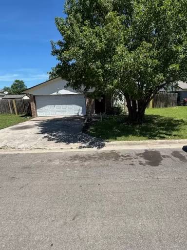 Main picture of 1402 Ashley Dr