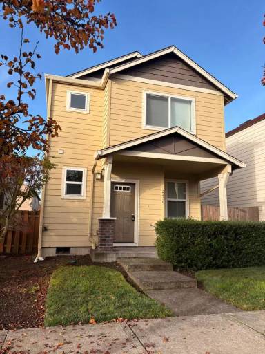 Main picture of 2630 NE 88th Pl