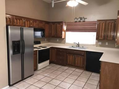 Main picture of 4808 Wellsburg Ave NW